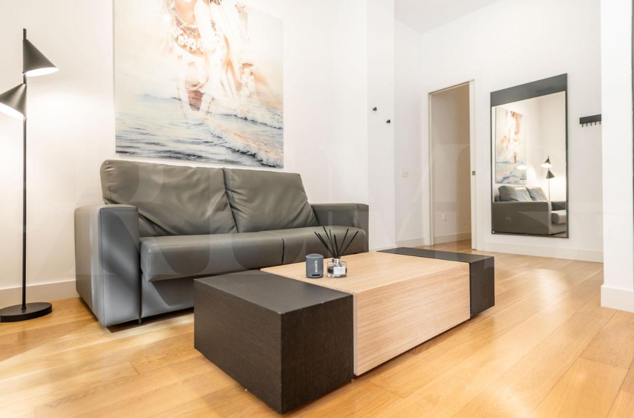 Apartment With Balcony In The Heart Of Malaga By Rems Zewnętrze zdjęcie